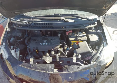 2008 Toyota Yaris z USA, uszkodzony, nr VIN JTDBT923681244835